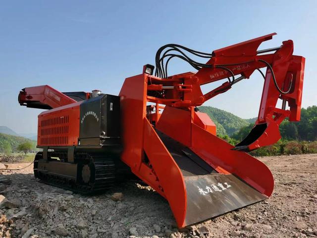 襄陽扒渣機(jī)生產(chǎn)廠家,卓力機(jī)械扒渣機(jī)大揭秘